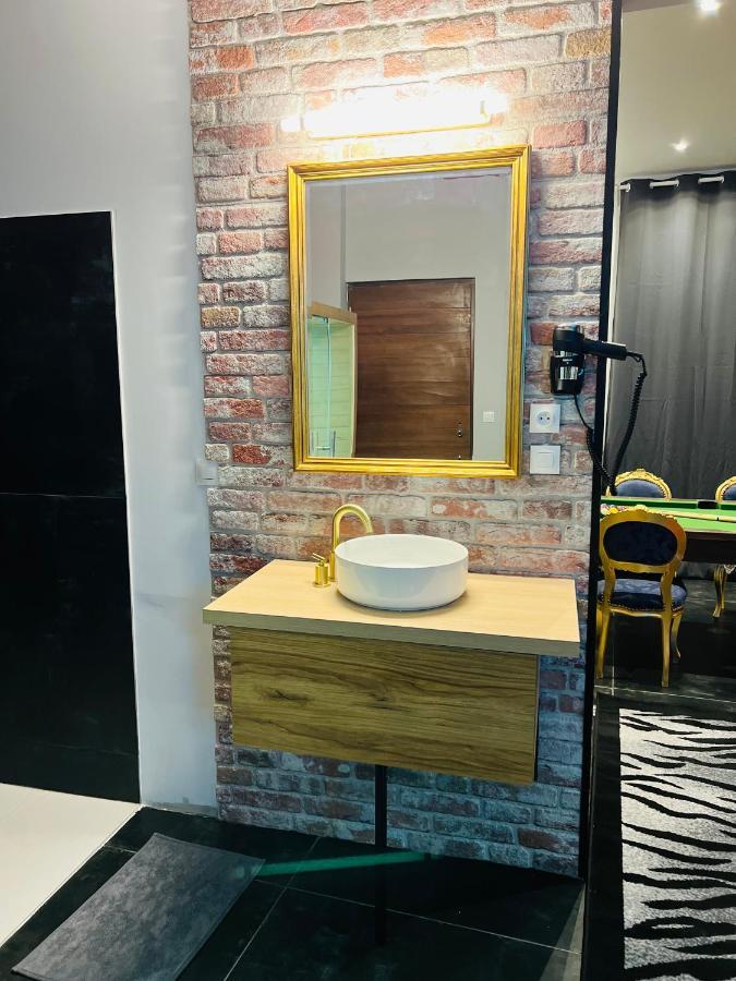 Capsule Street Art - Sauna- Jacuzzi - Playstation 5 - Billard - Netflix - Home Cinema - Terrasse دويه المظهر الخارجي الصورة