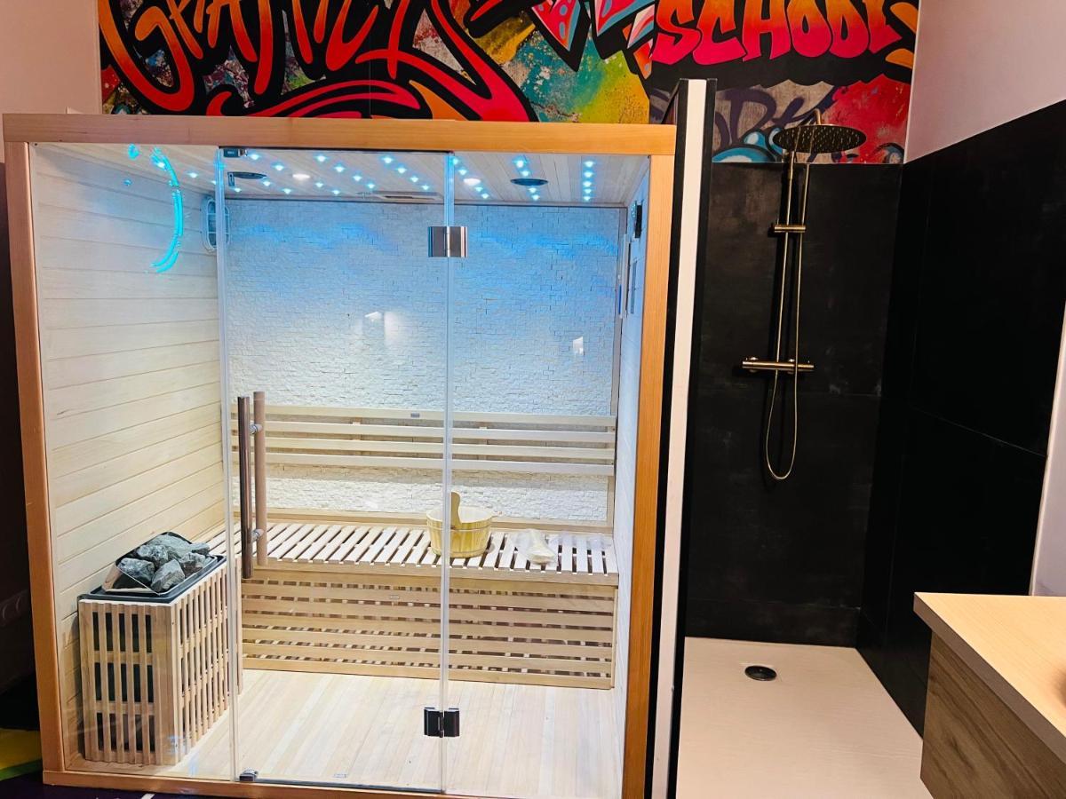 Capsule Street Art - Sauna- Jacuzzi - Playstation 5 - Billard - Netflix - Home Cinema - Terrasse دويه المظهر الخارجي الصورة