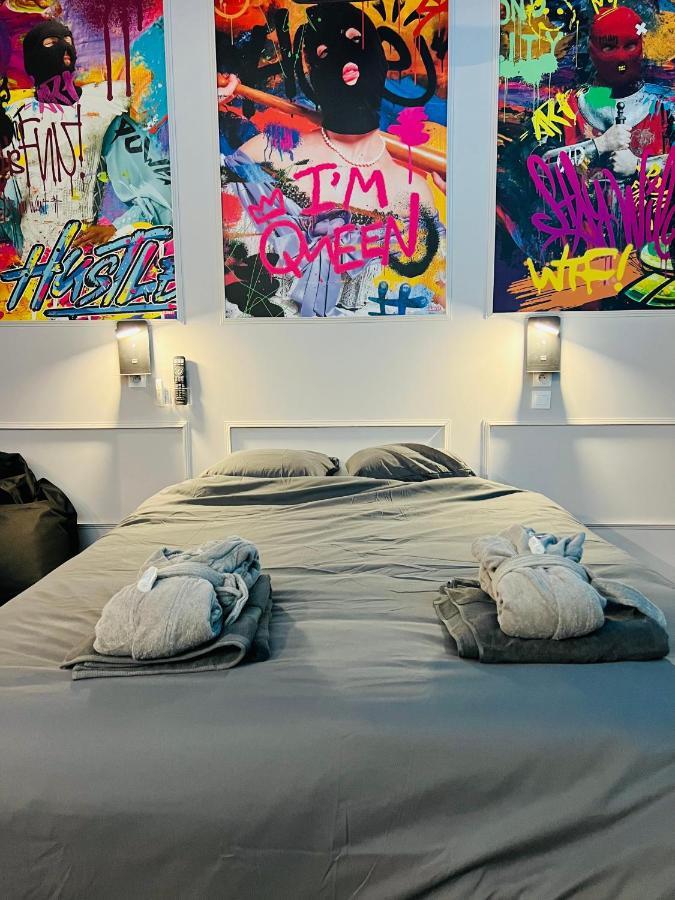 Capsule Street Art - Sauna- Jacuzzi - Playstation 5 - Billard - Netflix - Home Cinema - Terrasse دويه المظهر الخارجي الصورة